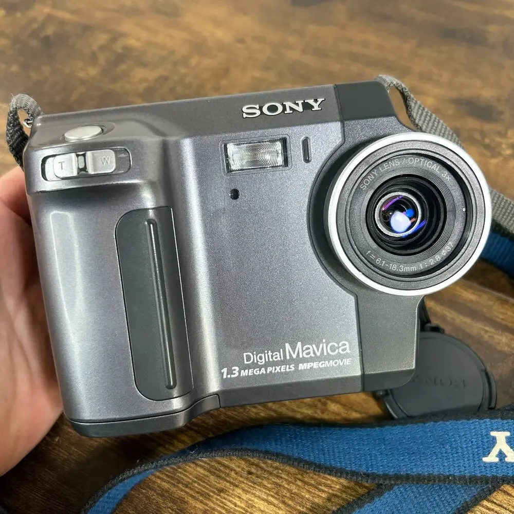 Sony Mavica MVC-FD85 1.3MP Digital Camera - Tested & Working No Battery